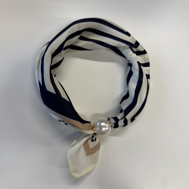 T�rkl�de Chloe med magnetisk perle 