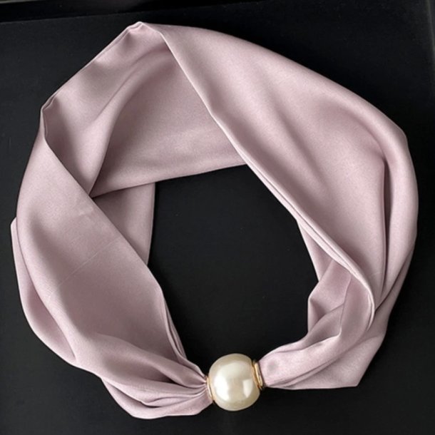 T�rkl�de Klara enfarvet med magnetisk perle 