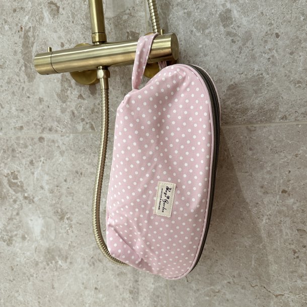 Stor toilettaske med rum dotti
