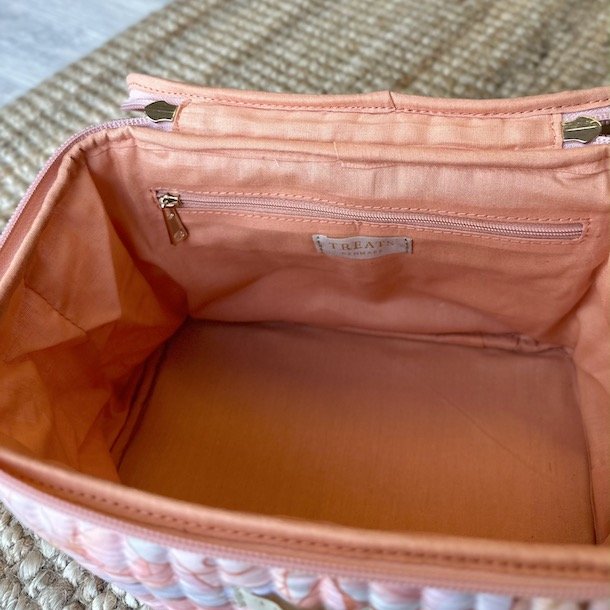 Magnolia toilet box Mrk Rose