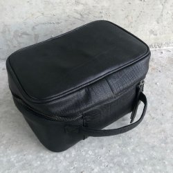 Toilettaske Shadow Sort lder