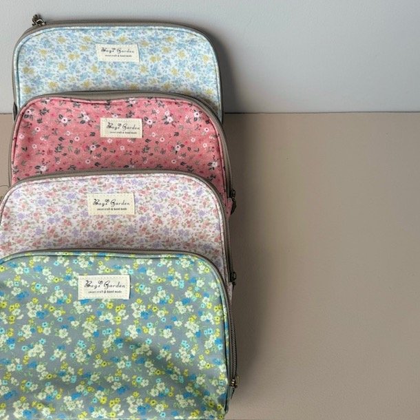 Toilettaske stor flora