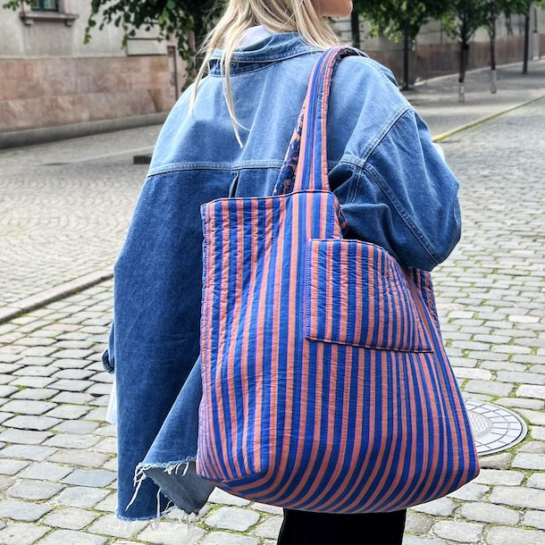 Shopper Tyra vendbar