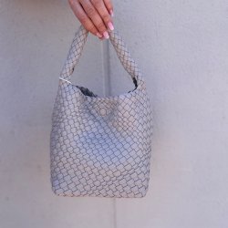 Flet taske med lang rem