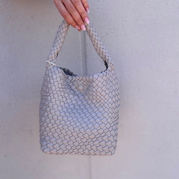 Flet taske med lang rem