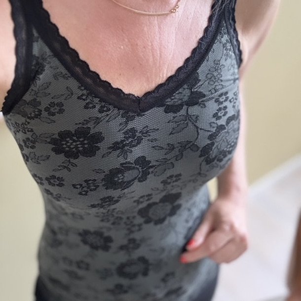 Elena lace top microfiber 