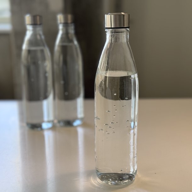 Glas flaske med skruelg - 1 liter / til kleskab