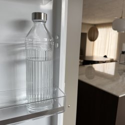 Vand flaske skruel�g s�t med 3 glas 1 Liter