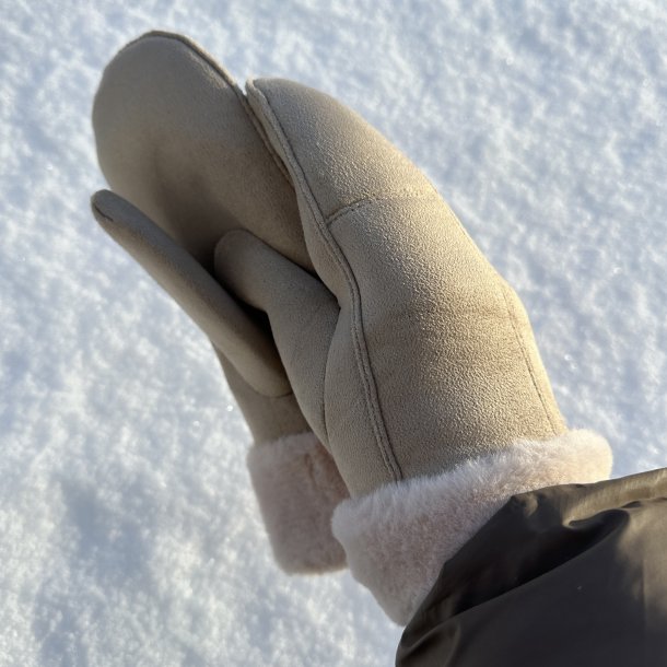 Vanter med for  viskose/uld