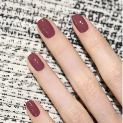 Neglelak VICTORIA PLUM - Manucurist