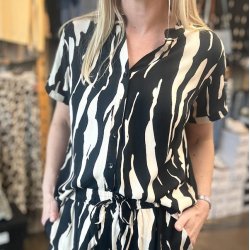 Bluse Zenna sort str. S-XXL