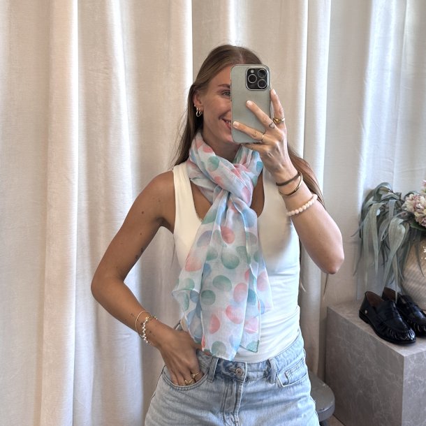 T�rkl�de Freja ren viskose 