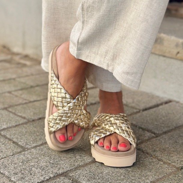 Sandal WHEN THE BEACH skind str 37-41