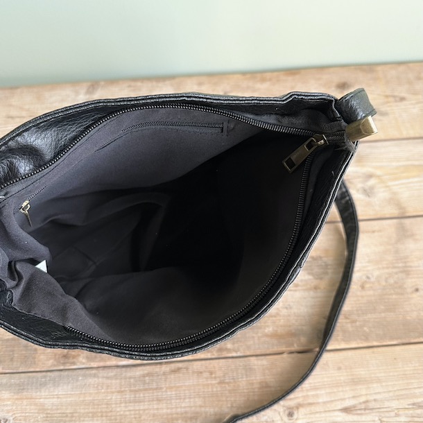 Crossbody Snake Crossbody COW CONCEPT