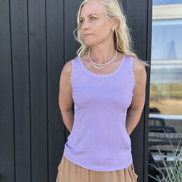 atomar Daisy snave Tank top med blonde - Overdele - COW CONCEPT